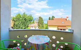 Villa Pelda Apartment, Sea View, Parking, Pet Friendly